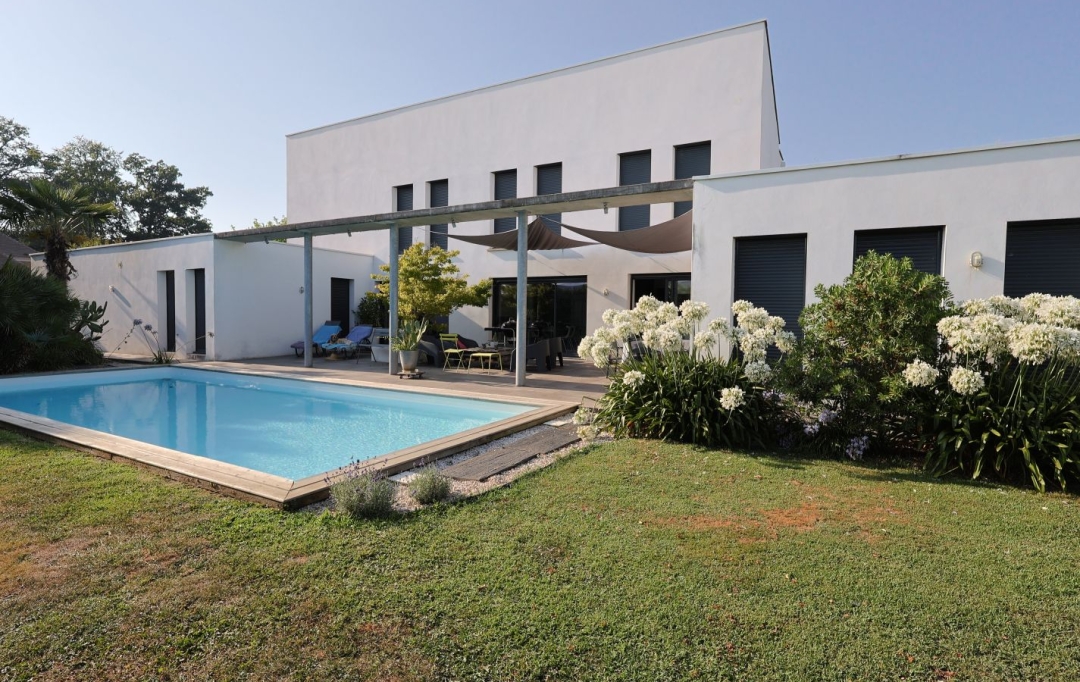 ACCESS IMMOBILIER : Maison / Villa | IDRON (64320) | 191 m2 | 890 000 € 